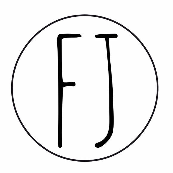 Meet your Posher, Rosebud. - Picture 1 of 1